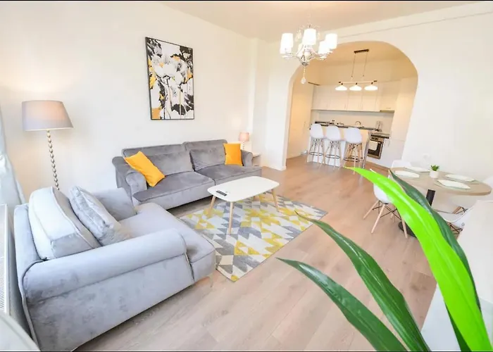 B32 Apartman *