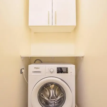 Spacious Deluxe Old Town-free Parking * Bucharest