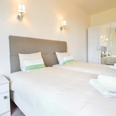 Spacious Deluxe Old Town-free Parking Apartment Bucharest