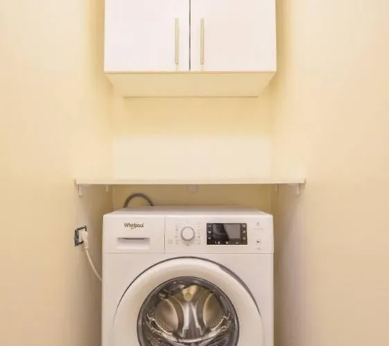 B32 * 부쿠레슈티