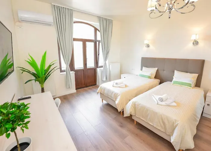 B32 Apartament